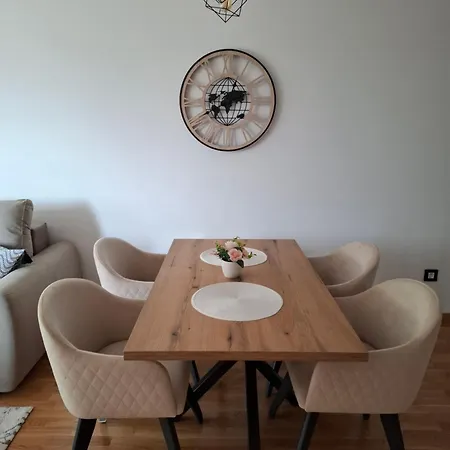 Leonardo 72,apartman * زلاتيبور