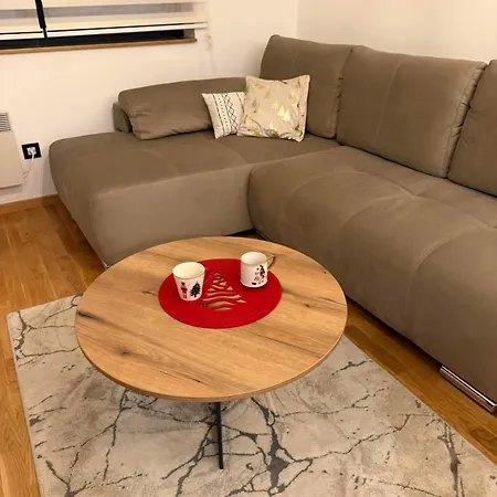 Leonardo 72,apartman شقة *