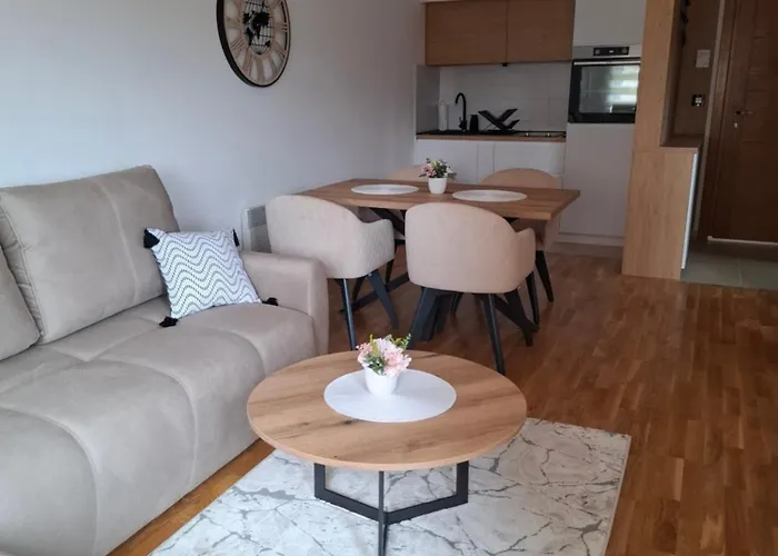 Leonardo 72,apartman アパート *