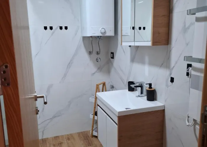 Leonardo 72,apartman アパート